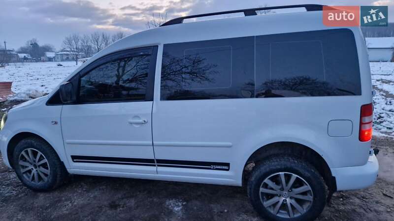 Мінівен Volkswagen Caddy 2011 в Вижниці