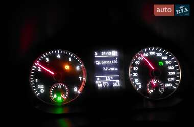 Минивэн Volkswagen Caddy 2013 в 
