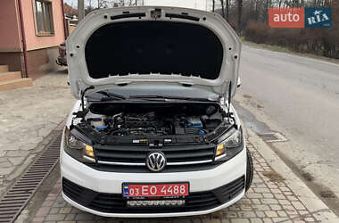 Мінівен Volkswagen Caddy 2020 в Сваляві