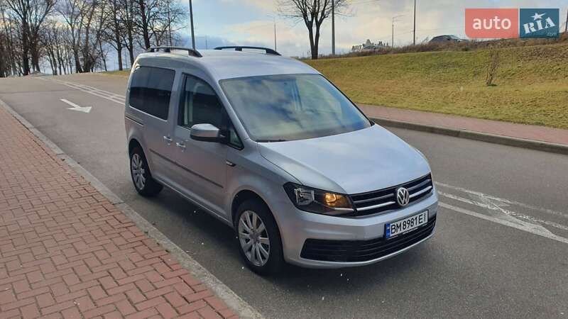 Мінівен Volkswagen Caddy 2017 в Києві