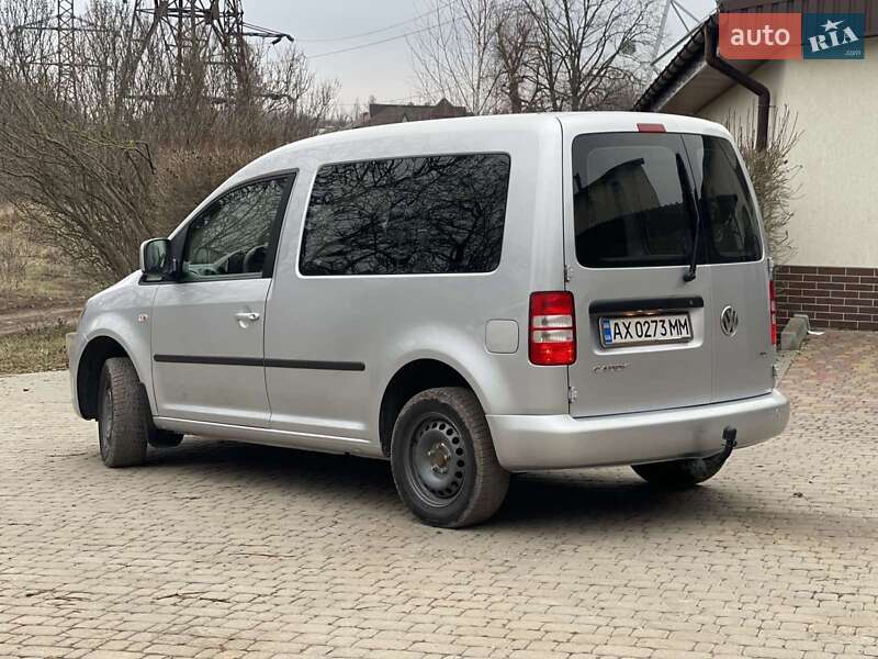Минивэн Volkswagen Caddy 2012 в Дергачах