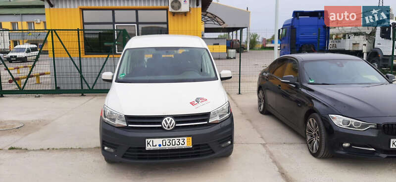 Минивэн Volkswagen Caddy 2016 в Полтаве