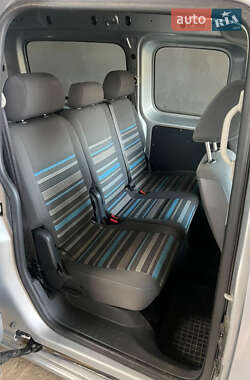 Минивэн Volkswagen Caddy 2011 в 