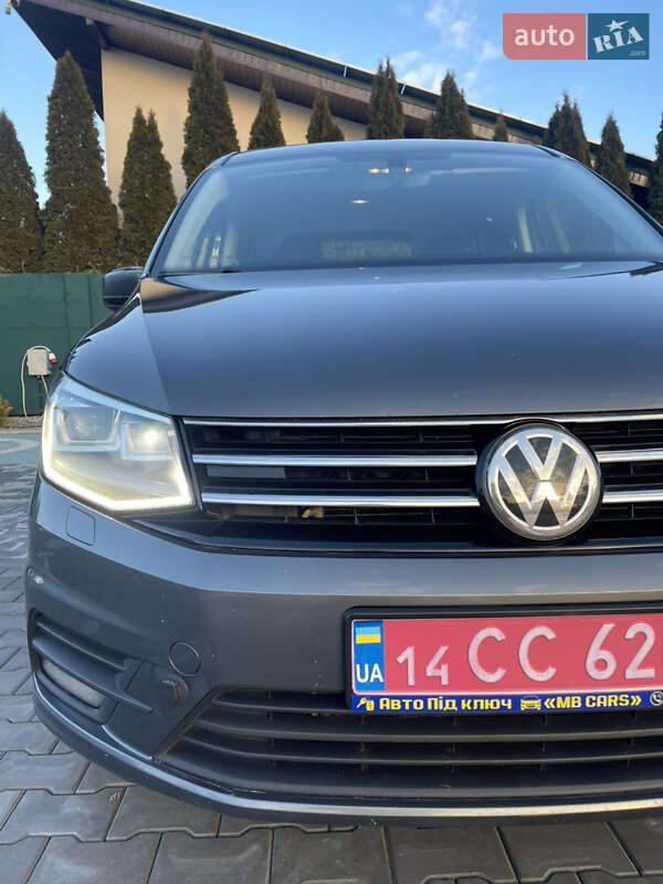 Минивэн Volkswagen Caddy 2015 в Виноградове