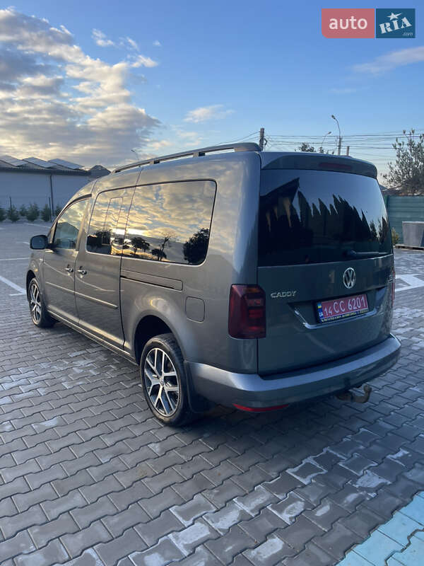 Минивэн Volkswagen Caddy 2015 в Виноградове