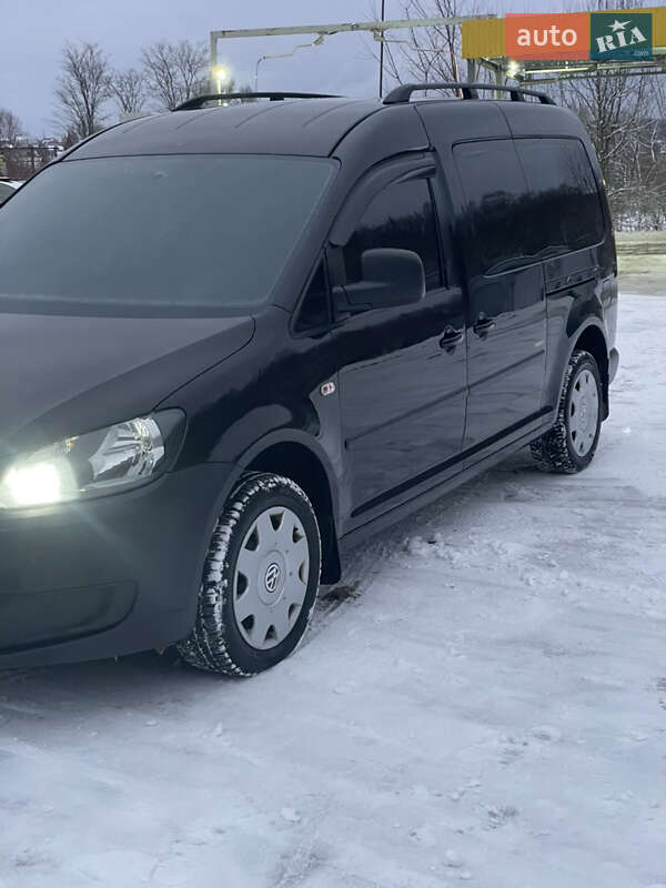 Минивэн Volkswagen Caddy 2015 в Самборе фото 12 Минивэн Volkswagen Caddy 2015 в Самборе