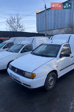 Вантажний фургон Volkswagen Caddy 1999 в Чернівцях