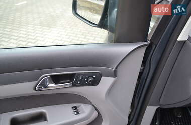 Минивэн Volkswagen Caddy 2010 в 