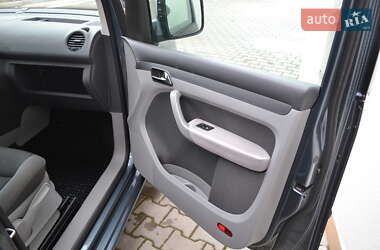 Минивэн Volkswagen Caddy 2010 в 