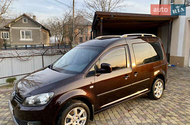 Мінівен Volkswagen Caddy 2013 в Чернівцях