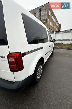 Минивэн Volkswagen Caddy 2015 в 