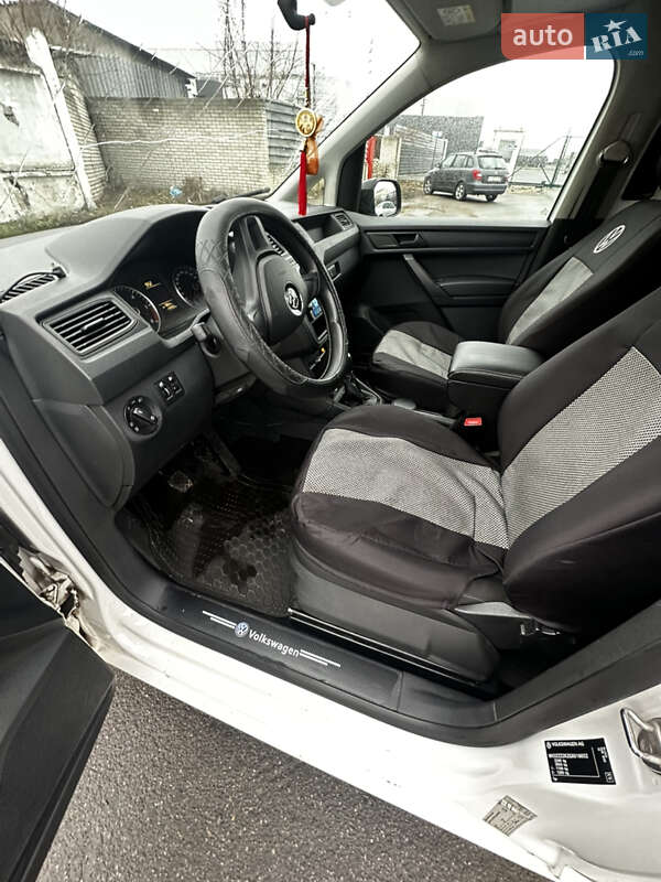 Минивэн Volkswagen Caddy 2015 в Белой Церкви