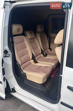 Грузовой фургон Volkswagen Caddy 2013 в 