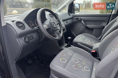 Мінівен Volkswagen Caddy 2012 в Сарнах