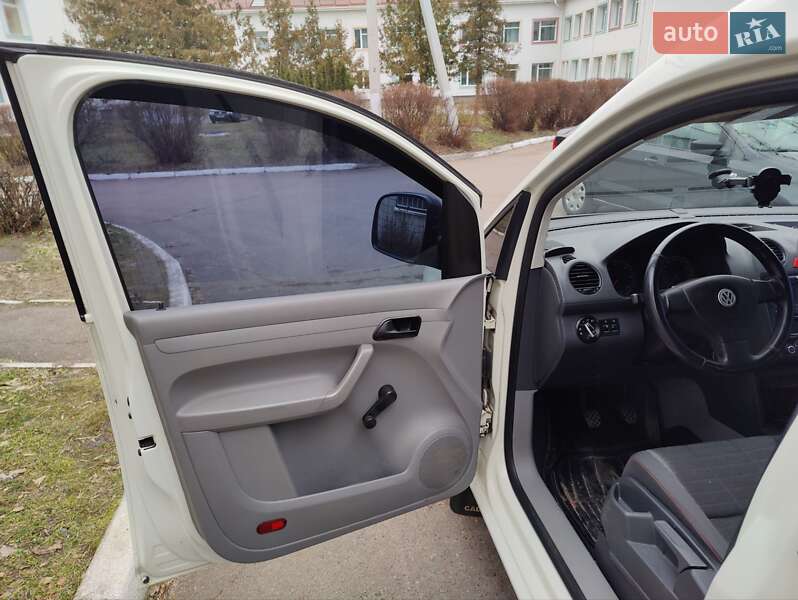 Мінівен Volkswagen Caddy 2009 в Броварах