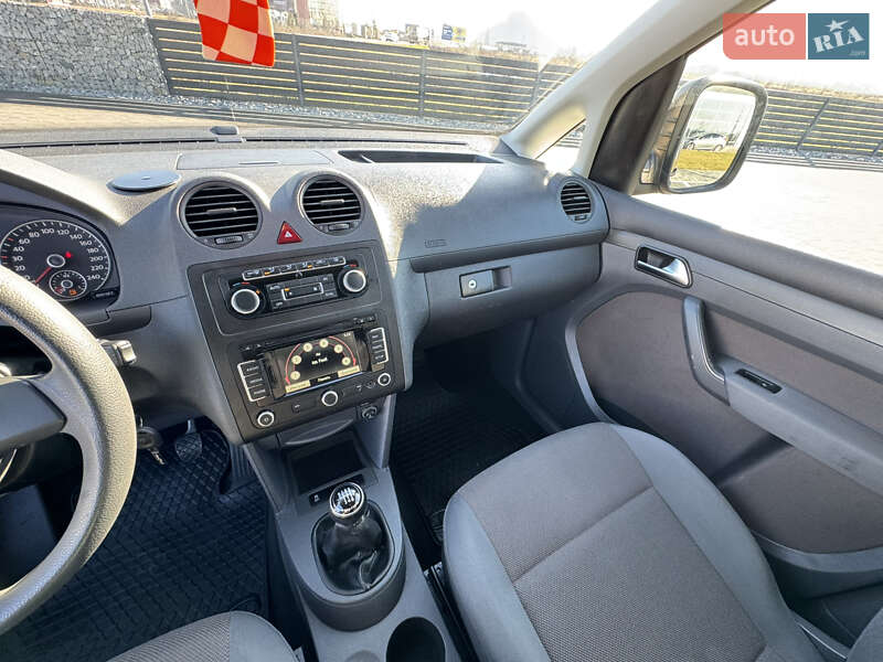 Мінівен Volkswagen Caddy 2012 в Мукачевому
