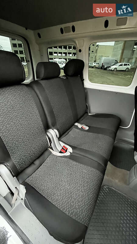 Минивэн Volkswagen Caddy 2006 в Тернополе