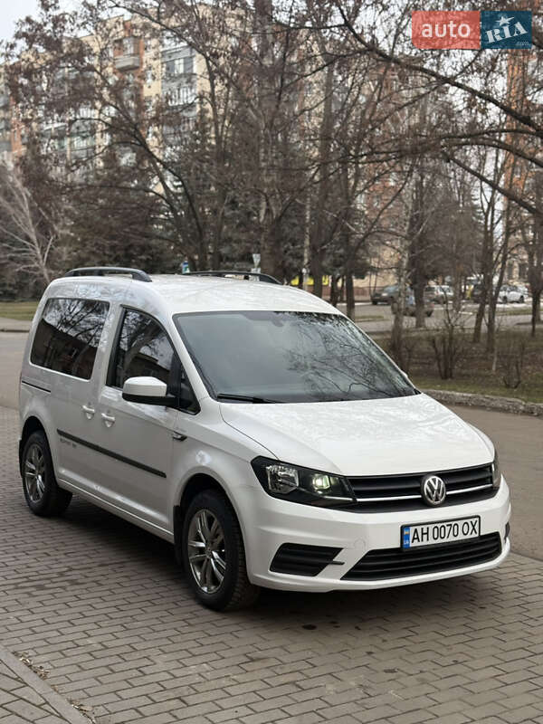 Мінівен Volkswagen Caddy 2016 в Слов'янську