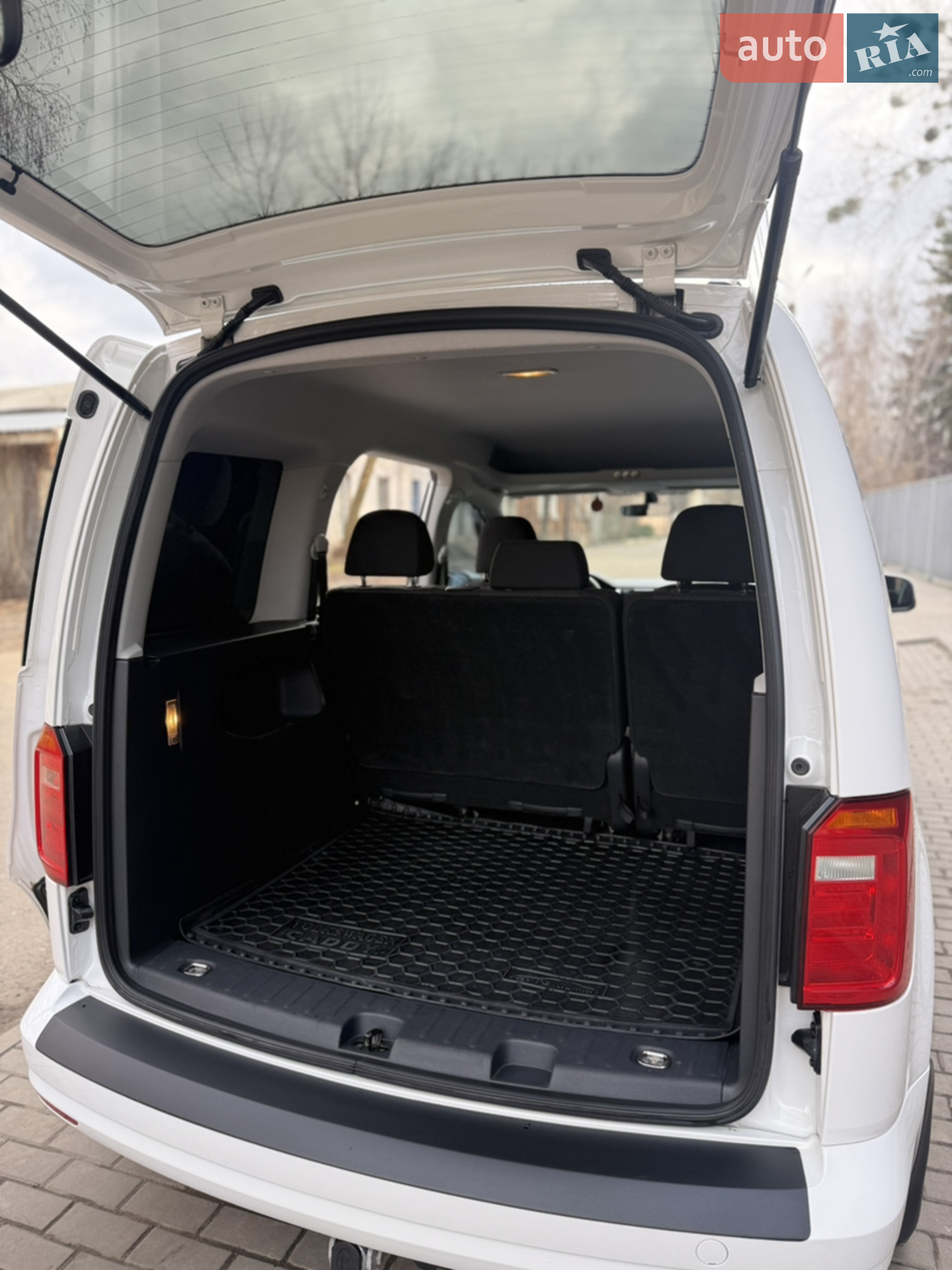 2016 Volkswagen Caddy - мініатюра 28