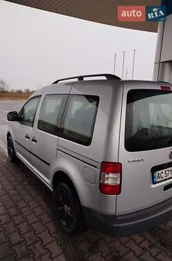 Мінівен Volkswagen Caddy 2010 в Вараші