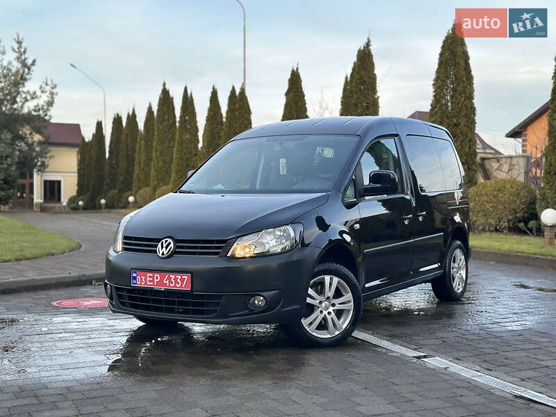 Мінівен Volkswagen Caddy 2012 в Сарнах