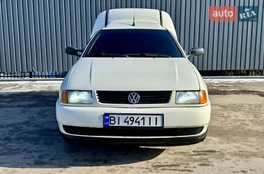 Грузопассажирский фургон Volkswagen Caddy 2002 в Полтаве