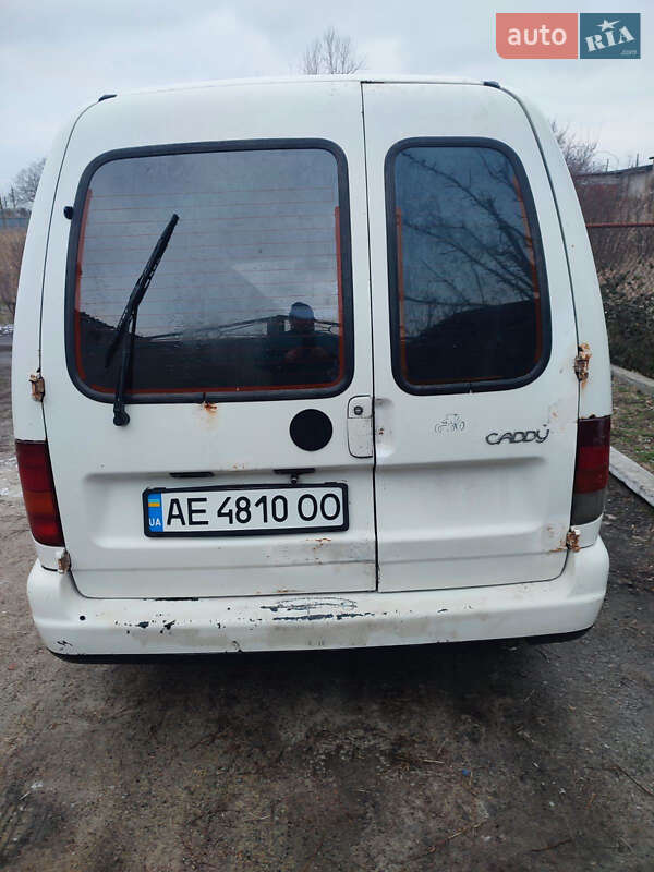 Минивэн Volkswagen Caddy 2001 в Днепре