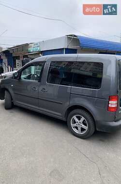Мінівен Volkswagen Caddy 2014 в 
