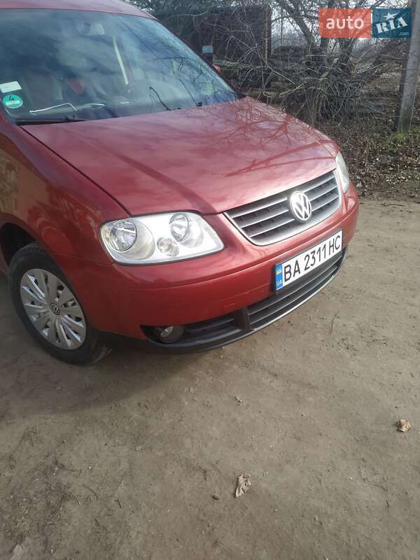Минивэн Volkswagen Caddy 2006 в Гайвороне