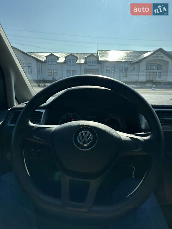 Минивэн Volkswagen Caddy 2015 в Заречье