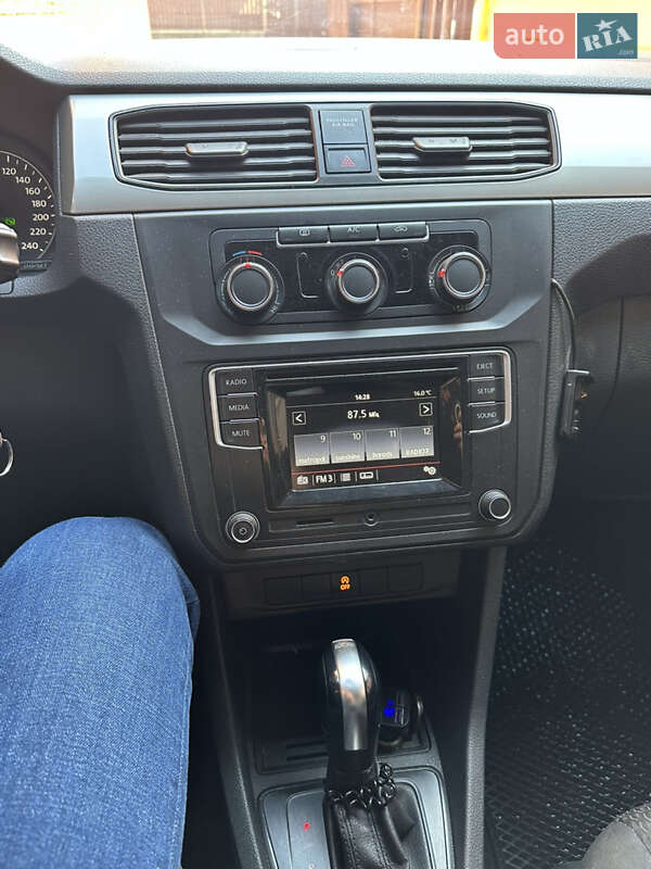 Минивэн Volkswagen Caddy 2015 в Заречье