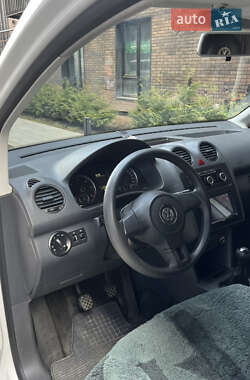 Минивэн Volkswagen Caddy 2011 в 