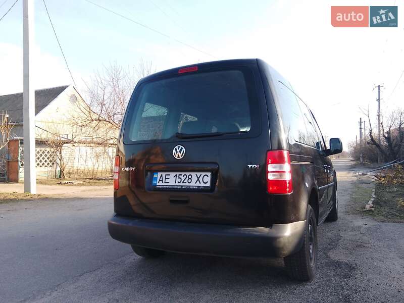 Минивэн Volkswagen Caddy 2011 в Никополе