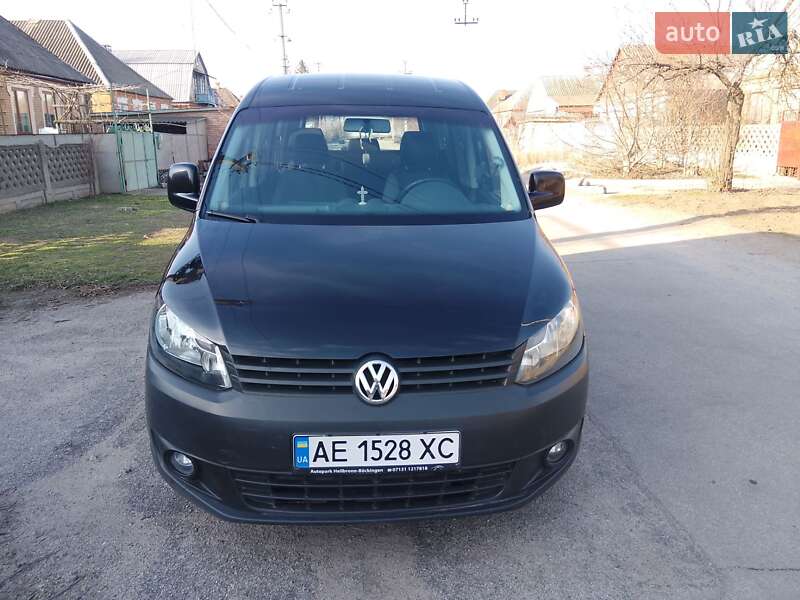 Volkswagen Caddy 2011
