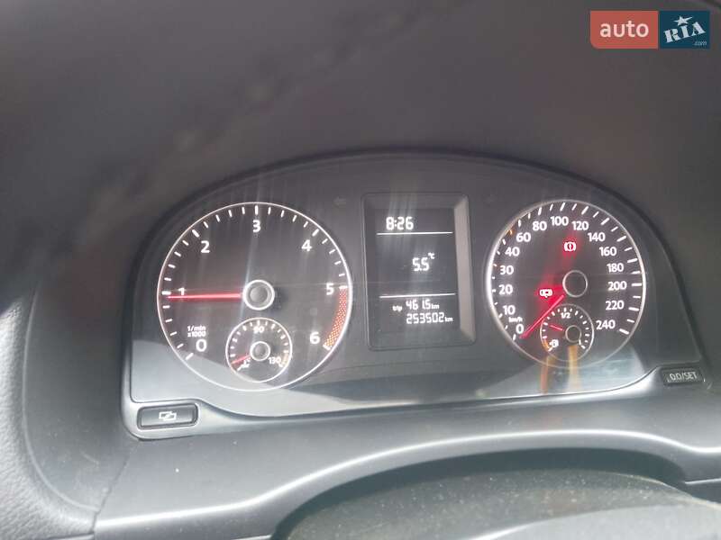 Минивэн Volkswagen Caddy 2011 в Никополе