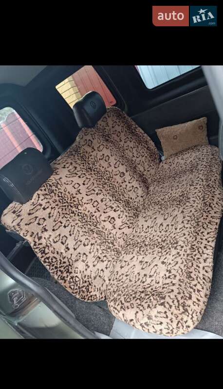 Минивэн Volkswagen Caddy 2004 в Черкассах