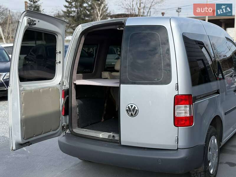 Мінівен Volkswagen Caddy 2010 в Рівному
