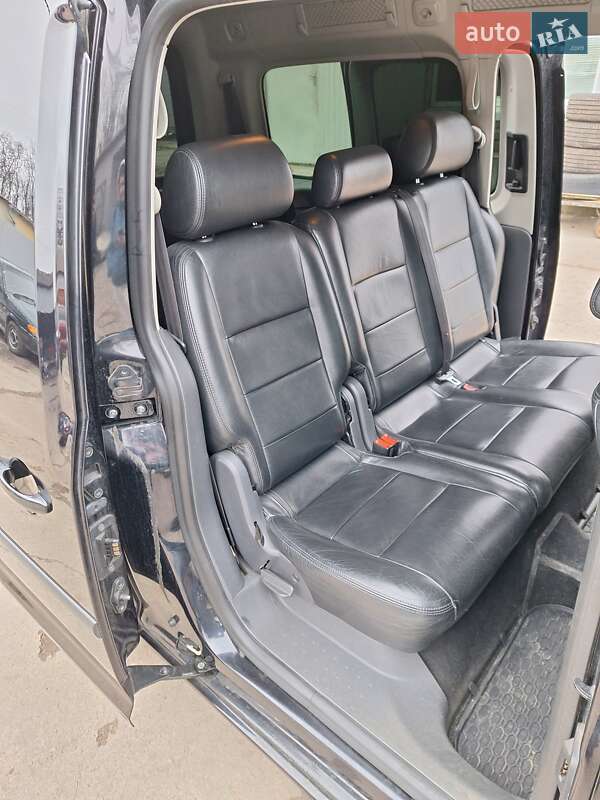 Минивэн Volkswagen Caddy 2013 в Чернигове