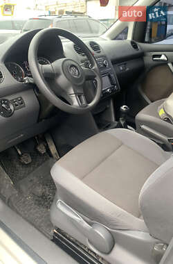 Мінівен Volkswagen Caddy 2011 в 