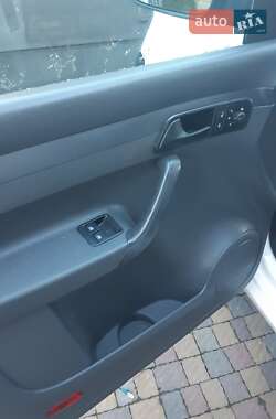 Грузовой фургон Volkswagen Caddy 2015 в 