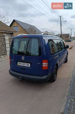 Мінівен Volkswagen Caddy 2010 в 