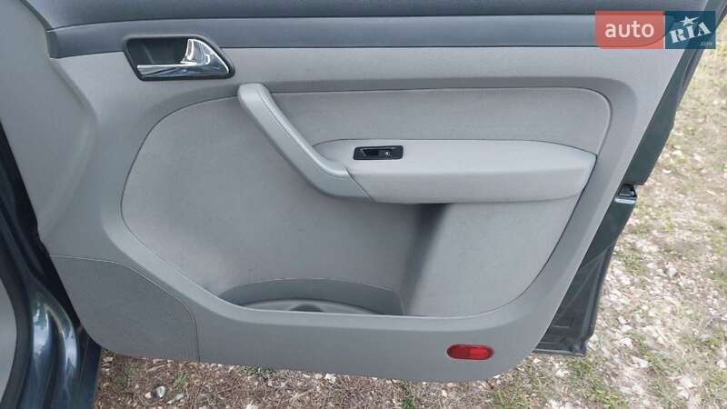 Минивэн Volkswagen Caddy 2008 в Житомире