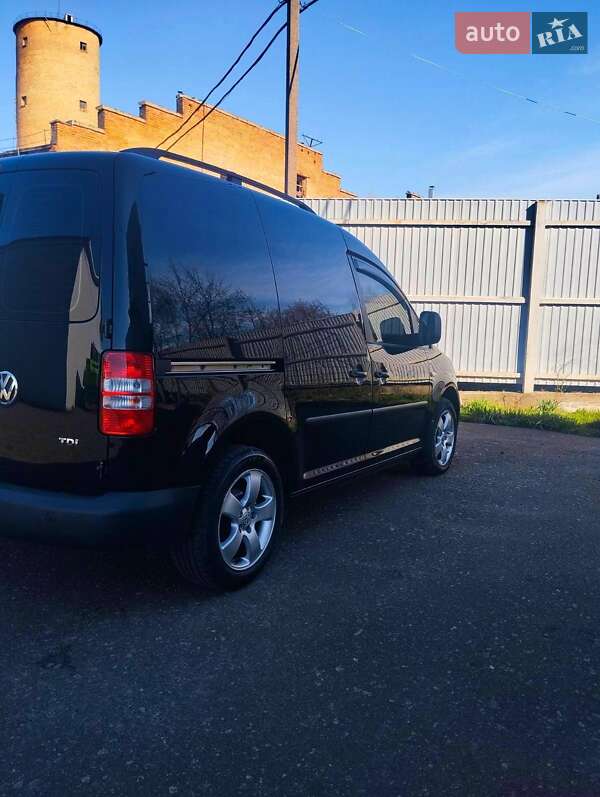 Грузовой фургон Volkswagen Caddy 2014 в Василькове