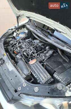 Мінівен Volkswagen Caddy 2012 в Києві