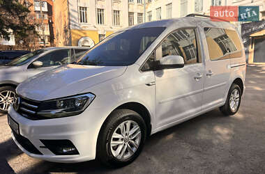 Минивэн Volkswagen Caddy 2016 в 