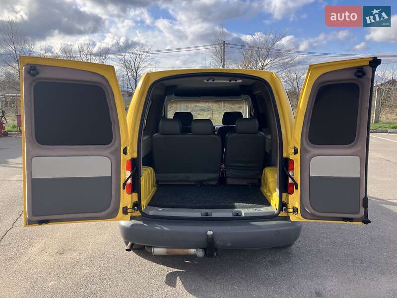 Минивэн Volkswagen Caddy 2006 в Виннице