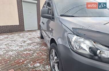 Мінівен Volkswagen Caddy 2011 в 