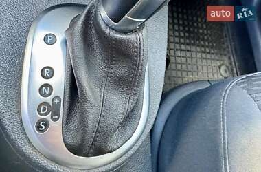 Минивэн Volkswagen Caddy 2013 в 