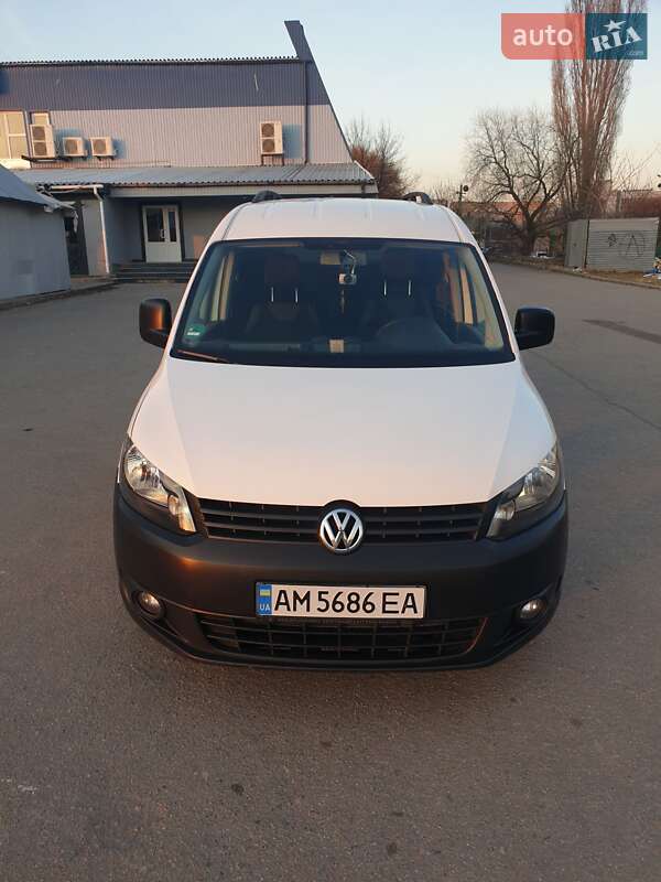Мінівен Volkswagen Caddy 2014 в Бердичеві