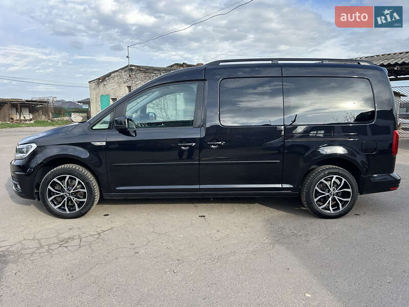 Мінівен Volkswagen Caddy 2016 в Нововолинську